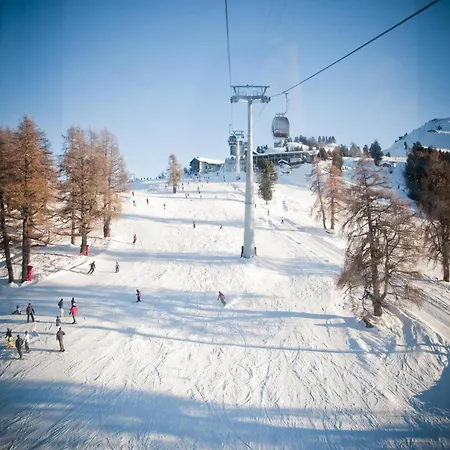 Extravagant With View Apartman Agettes