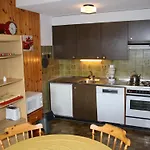 Apartment Extravagant With View Agettes